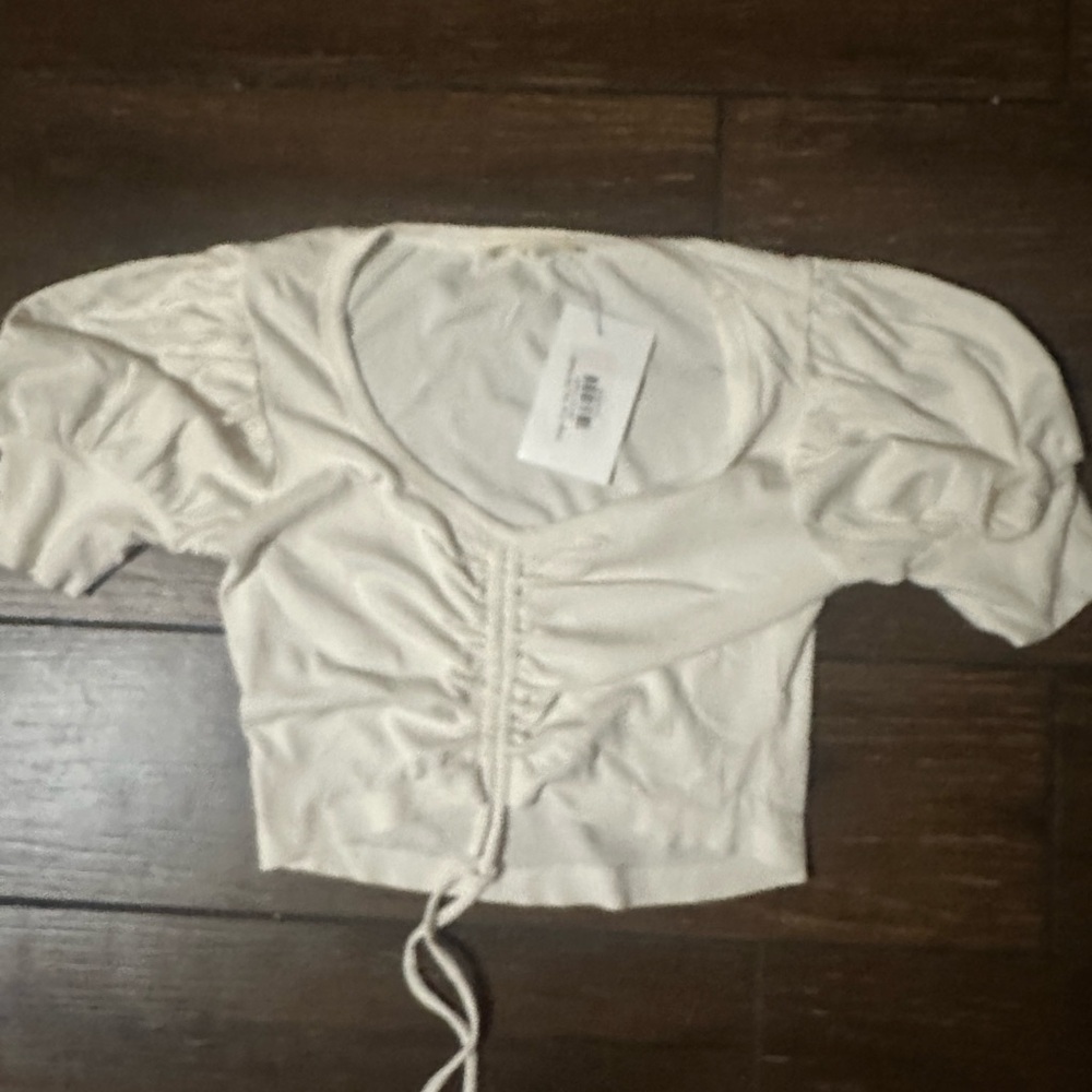 Chic Cream Ruched Crop Top
